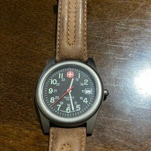 Vintage Marlboro Unlimited Women's Wenger Sak Design Swiss Watch "Swiss Army"